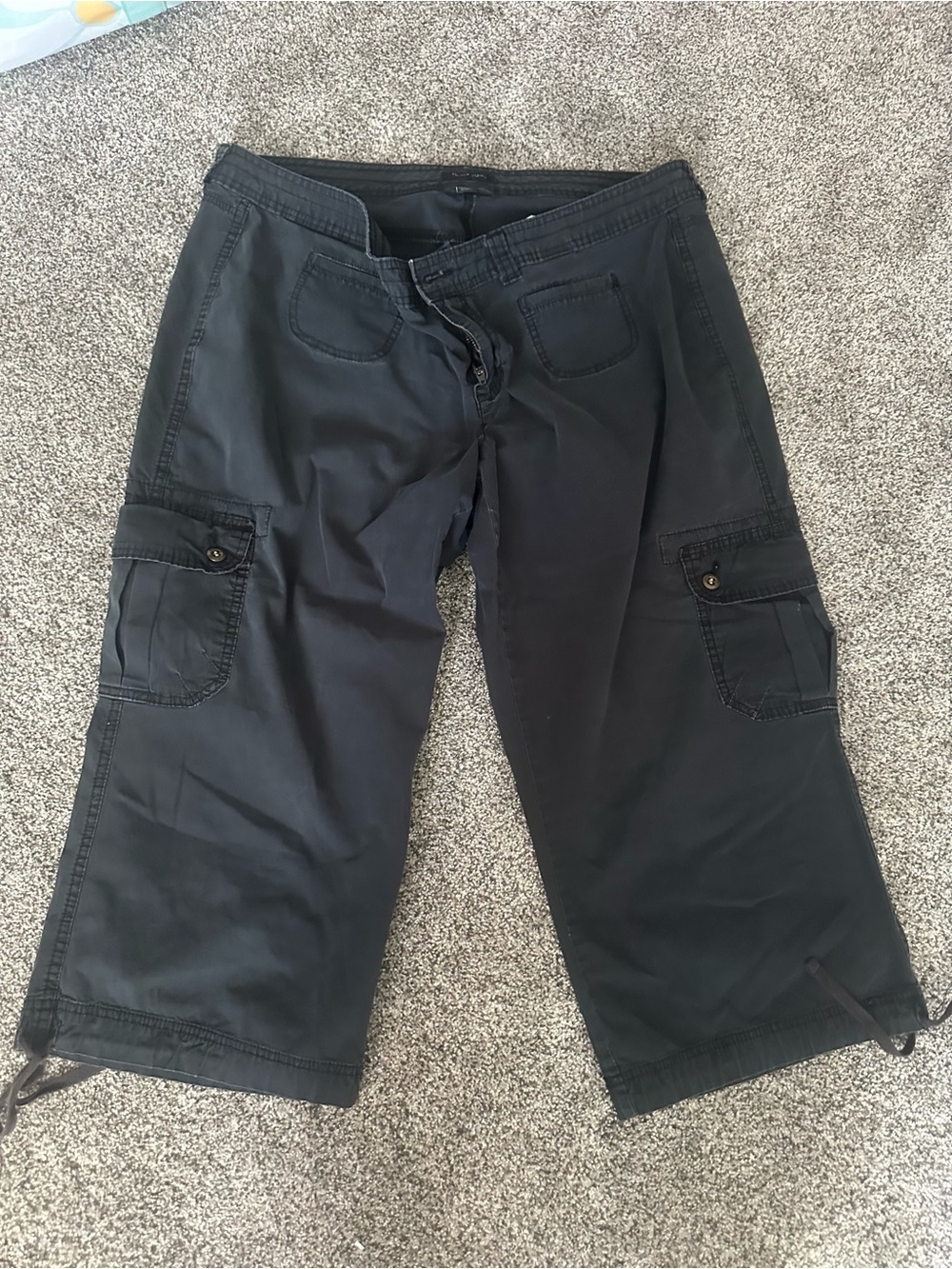 Tommy Hilfiger Black Women's Cargo Capri Pants